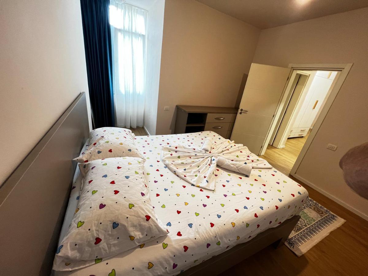 Tirana Main Square Appartement Buitenkant foto