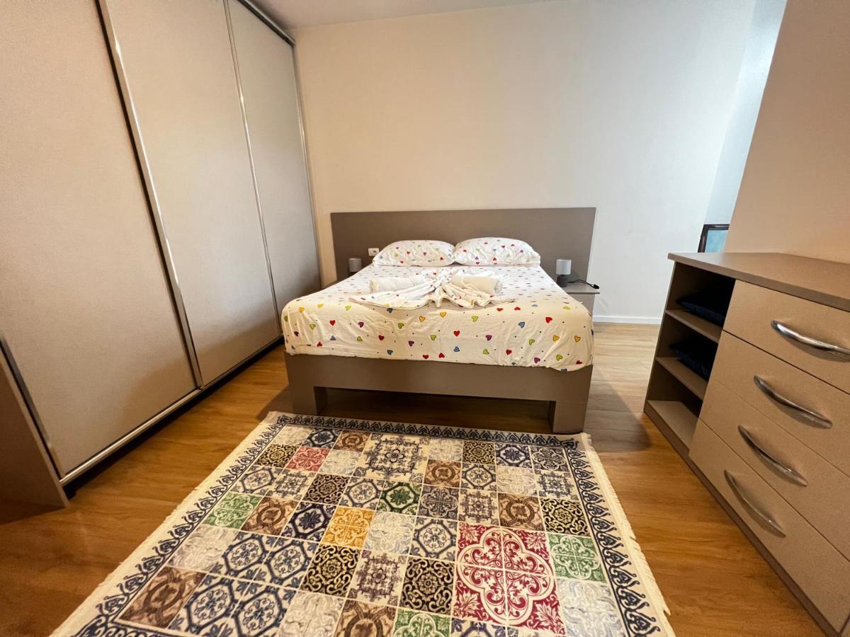 Tirana Main Square Appartement Buitenkant foto